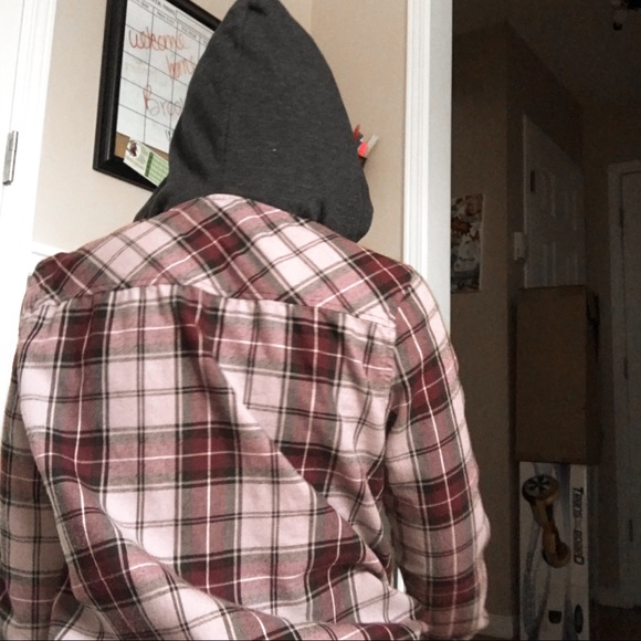 Tentree blouse - Picture 3 of 7